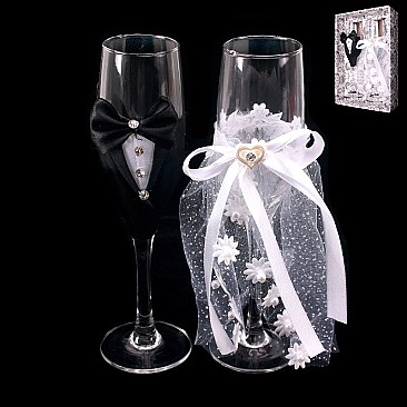 BRIDE & GROOM WEDDING WINE GLASSES SLWED10039