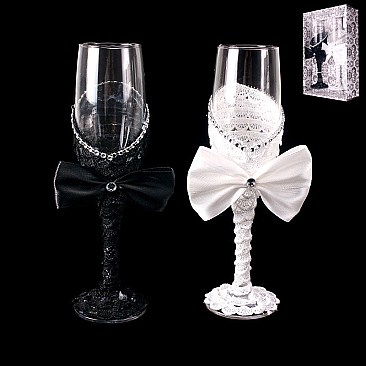 BRIDE & GROOM WEDDING WINE GLASSES SLWED10041