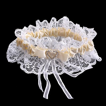 FASHIONABLE WEDDING GARTER W/ LACE AND HEART RHINESTONES SLWED846