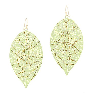 TRENDY ACCENTED COLOR-COATED METAL FILIGREE LEATHER SHAPE EARRINGS MH-XE2270