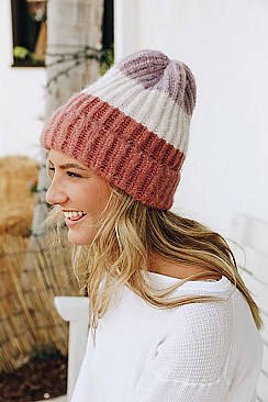 COLOR BLOCK KNIT BEANIE