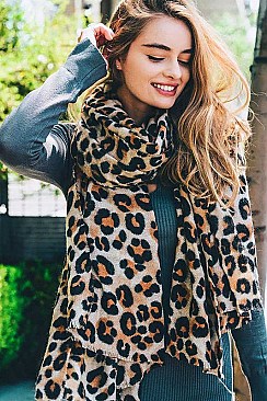 CLASSIC LEOPARD PRINT SCARF