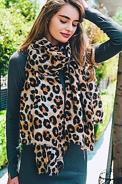 CLASSIC LEOPARD PRINT SCARF