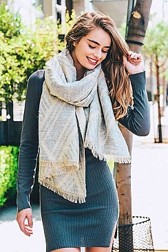 GEOMETRIC PATTERN SCARF