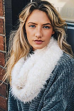 SHAGGY FAUX FUR INFINITY SCARF