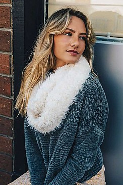 SHAGGY FAUX FUR INFINITY SCARF