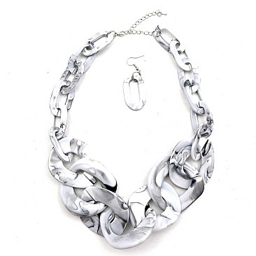 PLASTIC & ACRYLIC LINKED CHAIN NECKLACE SET