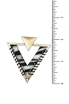 ANIMAL MIX PRINT TRIANGLE POST EARRING