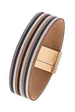 FAUX LEATHER MULTI COLORED BRACELET