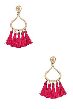 DANGLING TASSEL EARRING