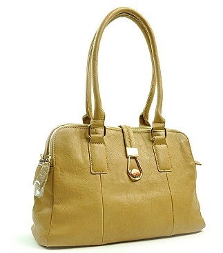 TRIPLE COMPARTMENTS FLAP ACCENT BUCKLE TOTE