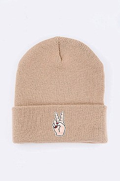 Chic Victory Sign Language Patch Iconic Beanie LA-MKH3515Q