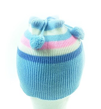 KNIT BABY HAT