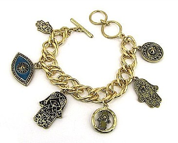 OB02714WG HAMSA CHARM TOGGLE BRACELET