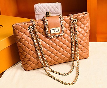 Quilted Medium CHAIN ACCENT Shoulder Bag