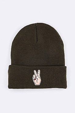 Chic Victory Sign Language Patch Iconic Beanie LA-MKH3515Q
