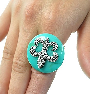 Fleur De Lis Ring