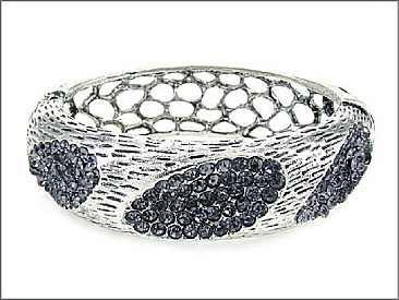 OB02232-BKD Hinged Bangle With Stone