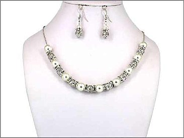 OS02914SBPRL PEARL & BEAD 18" NECKLACE SET