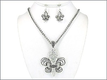 OS02439ASCRY Fleur De Lis Necklace W/Stone Set