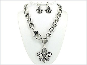 OS02461ASCRY Textured Fleur De Lis Necklace W/Earrings