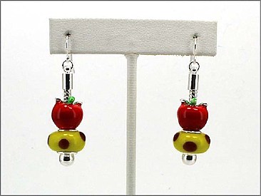 OE0864ASMUL APPLE BEAD EARRING