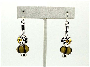 OE0867ASMUL BEE BEAD EARRING