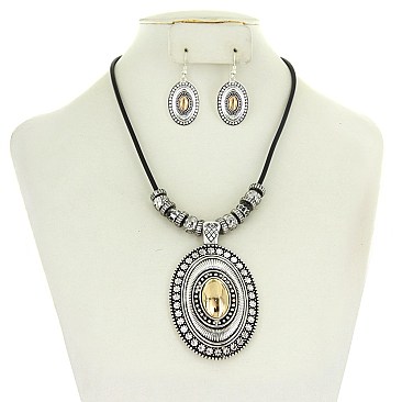 Fashionable Tailored Look Oval Stone Nk Set SLN1787